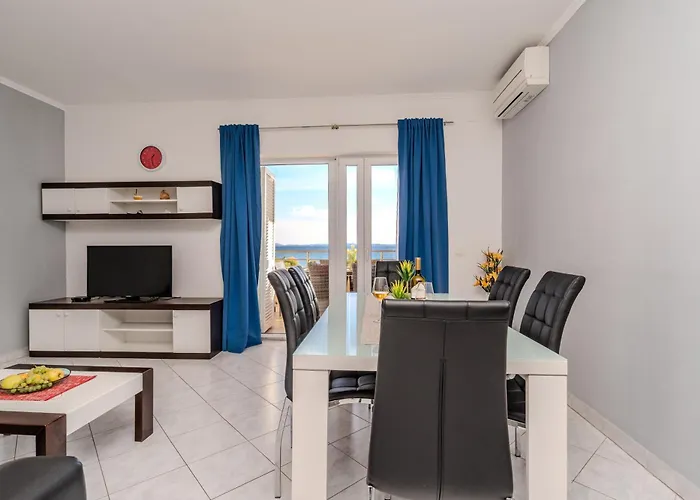 Appartement By The Sea Privlaka, Zadar - 23531 *